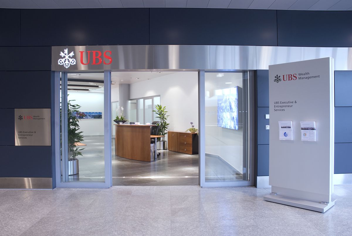 UBS, Flughafen Zürich-Kloten